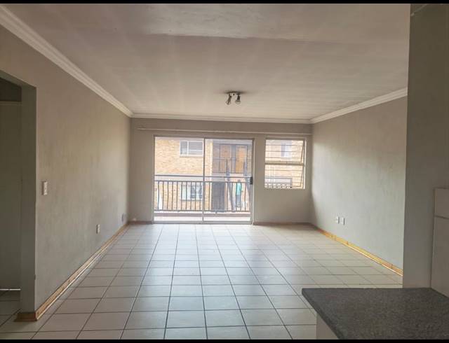 3 BEDROOM PROPERTY TO RENT IN SELECTION PARK